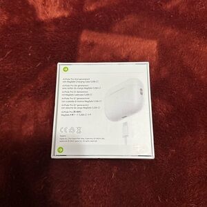 Apple AirPods Pro with Charging Case